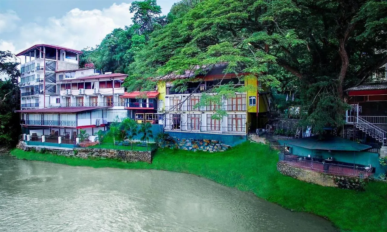 Hotel Gangaaddara Kandy