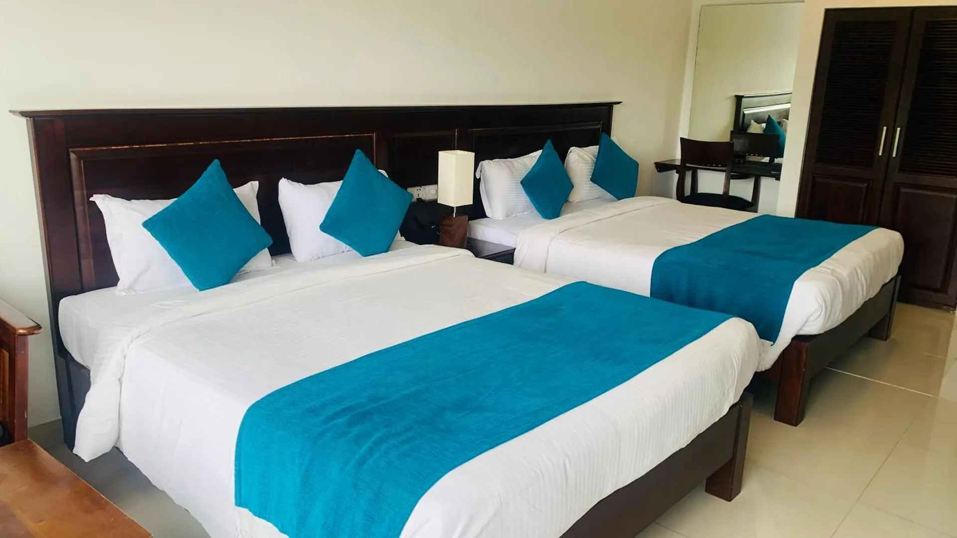 Hotel Gangaaddara Kandy