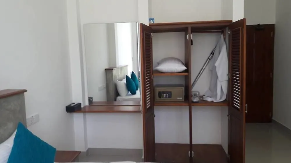 Hotel Gangaaddara Kandy