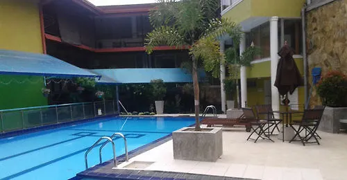 Hotel Gangaaddara Kandy